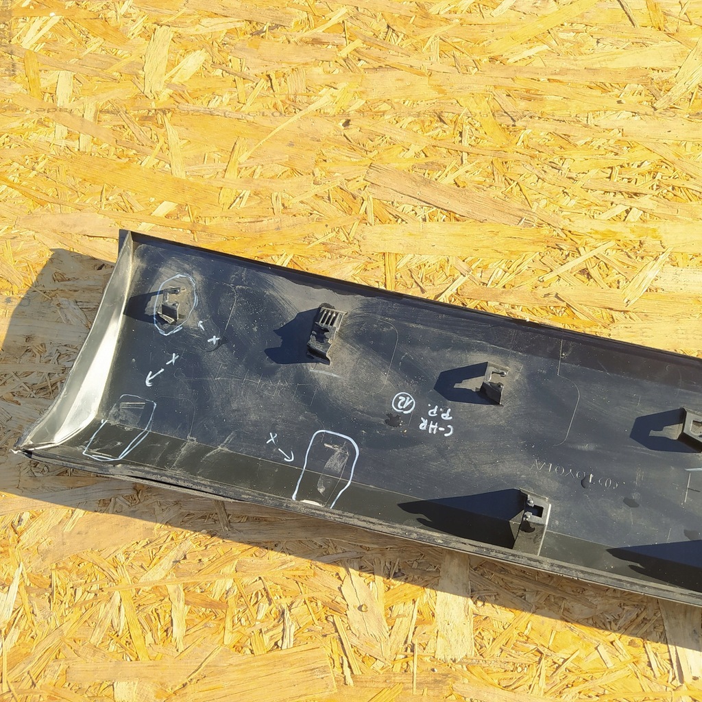 фото №7, Toyota c-hr молдинг дверь правый перед передняя 75073