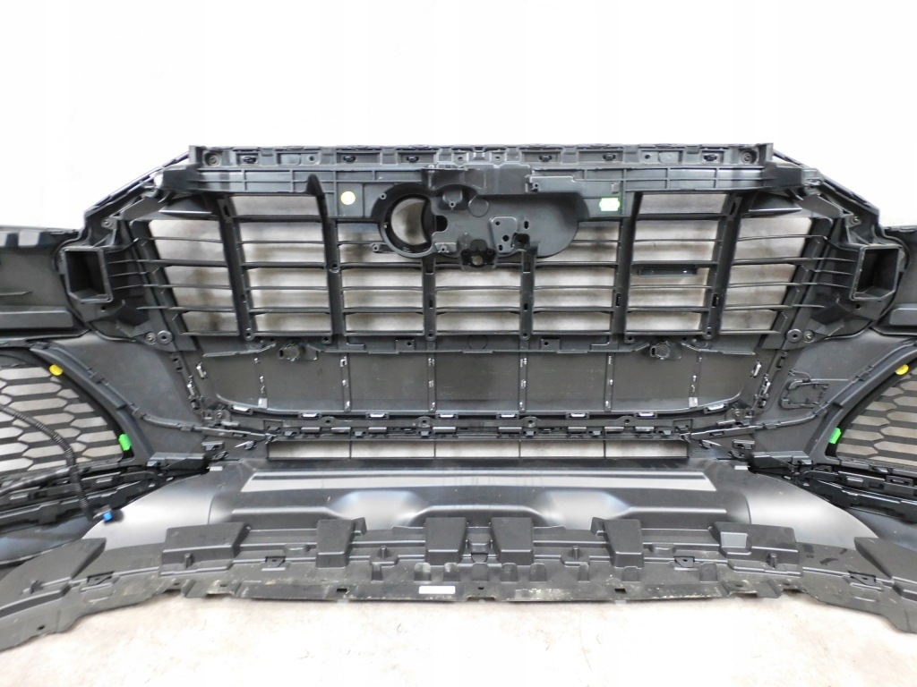 Audi q7 4m lift s line бампер перед передний kompletny в Украине