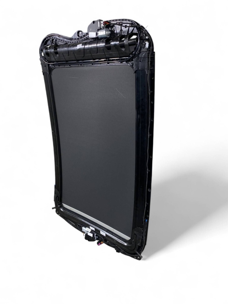 Porsche macan 95b люк комплектний  95b877041g Ціна