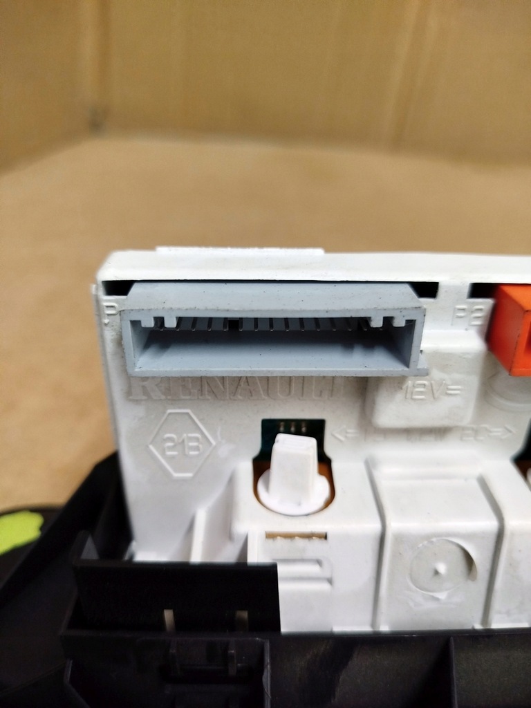 фото №4, Дисплей часы renault scenic i p7700436307