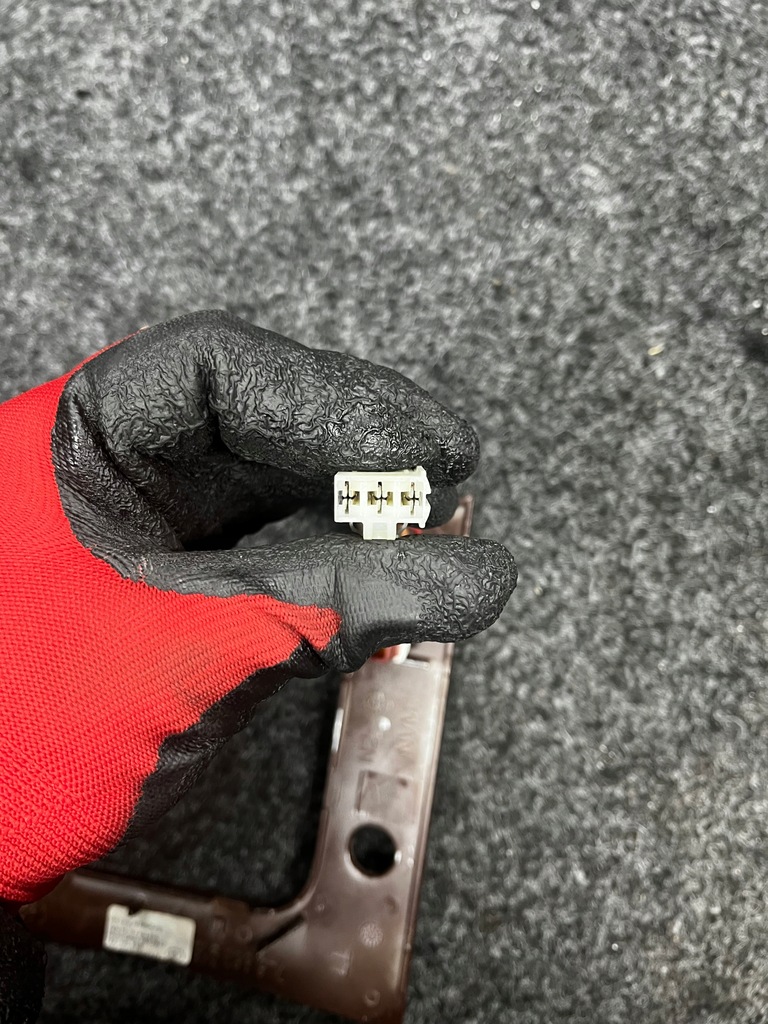 фото №16, Рамка защита прикуриватель разъём vw touareg i 7l 7l6863916