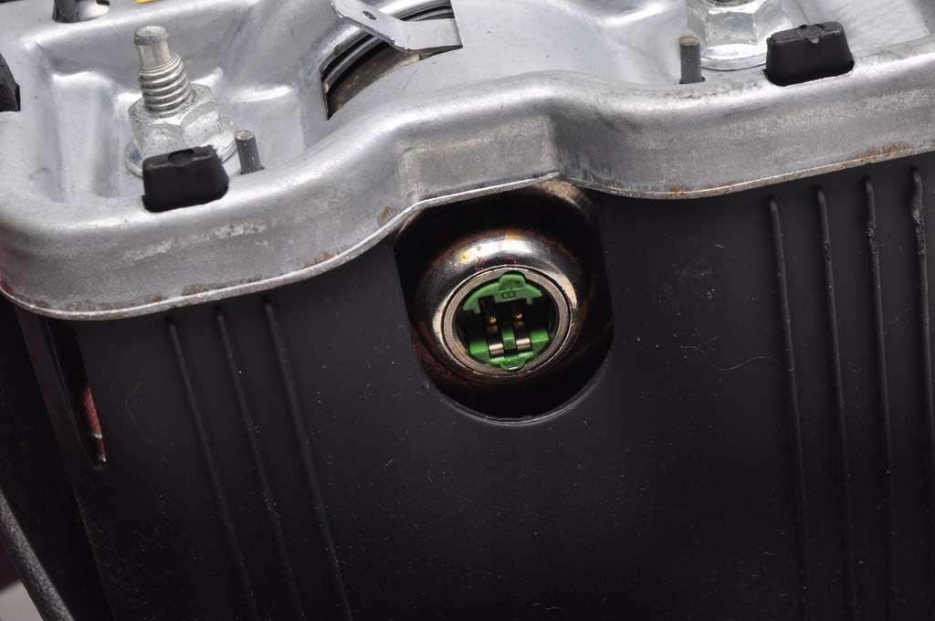 фото №7, Renault clio iii подушка повітряна водія подушка безпеки 8200677492