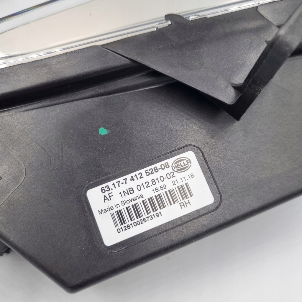 Bmw x3 x4 лампа протитуманна фара led правий 7412528 Оригінал