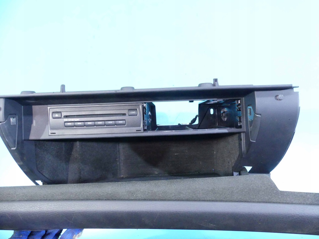 фото №9, Бардачок пассажира чейнджер audi a8 d3