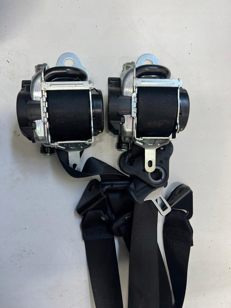 фото №8, Toyota hilux viii ремни безопасности 4x перед/зад