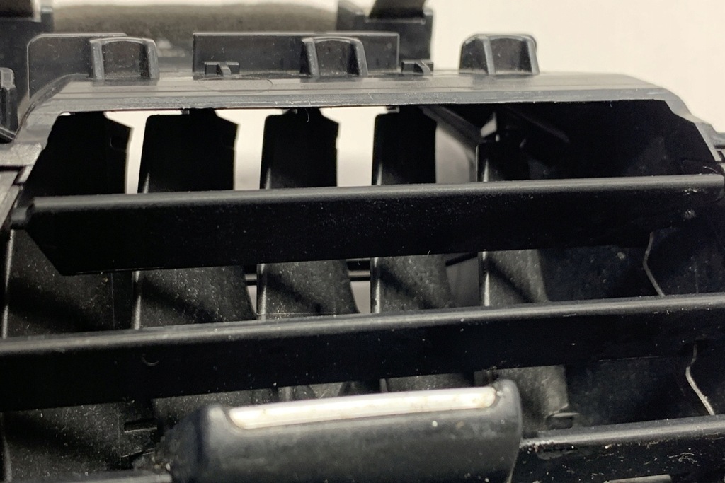 фото №7, Воздуховоды панели приборной панели bmw 4 cabrio f33, f83 9218550 2.0l бензиновый