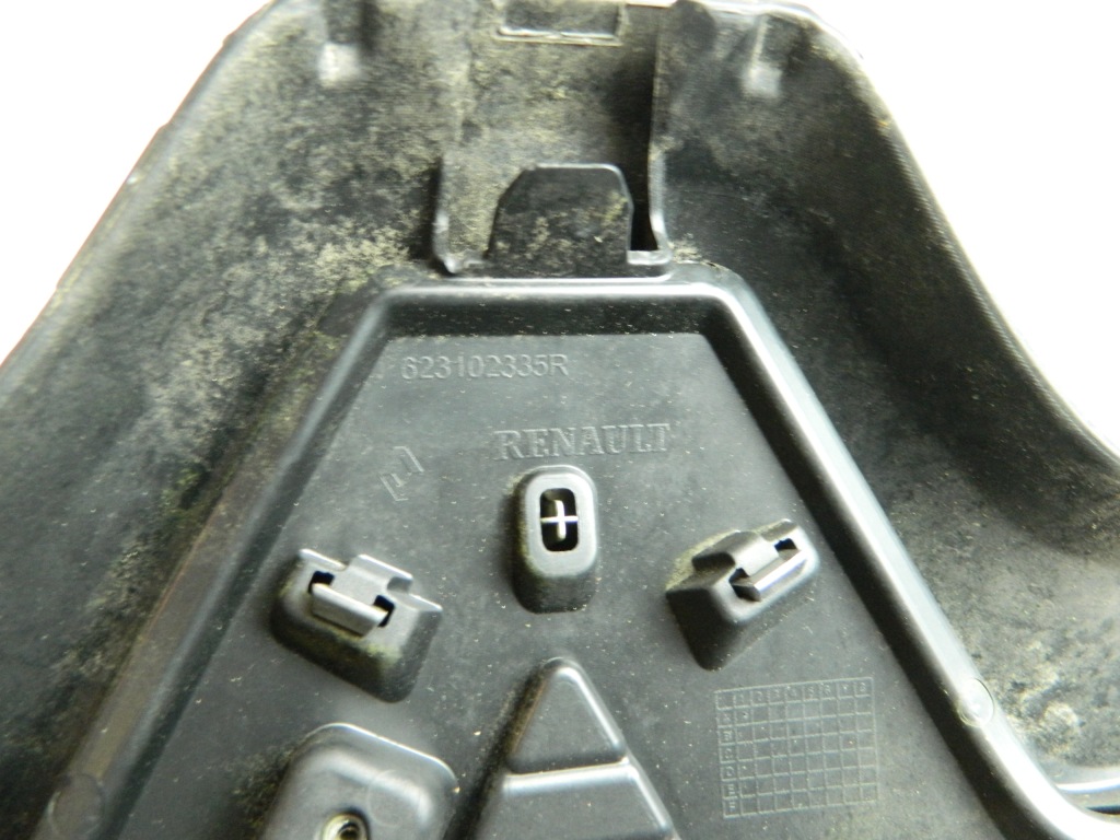 Решітка радіатора накладка радіатора перед renault captur хром Ціна