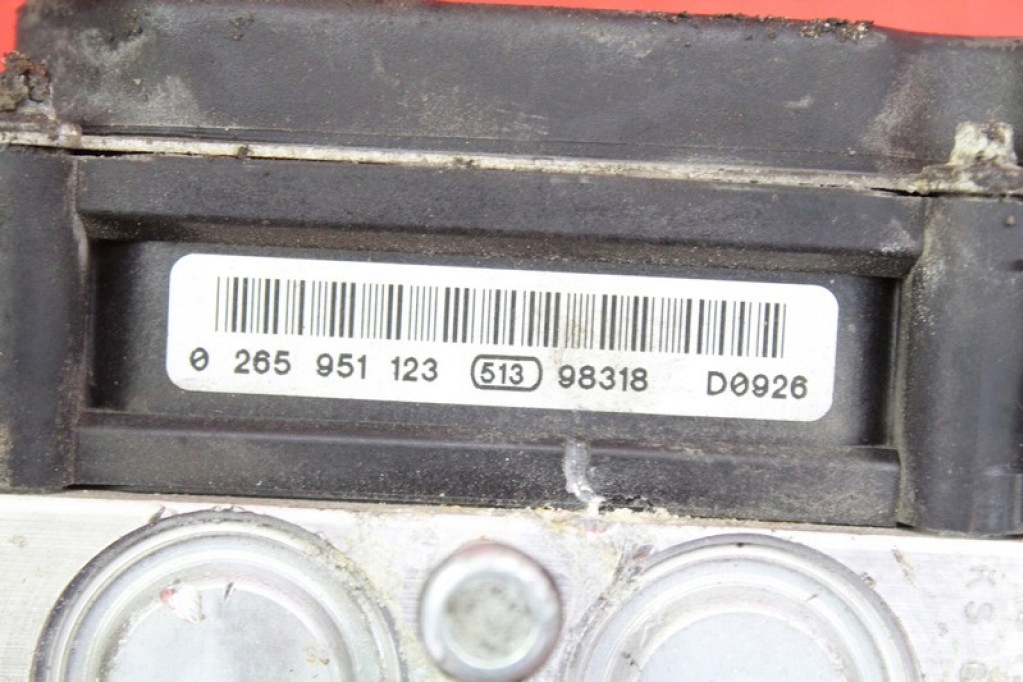 фото №9, Насос abs 27536sc020 subaru forester 3 iii 2.0 d 147 km 4x4 08-13