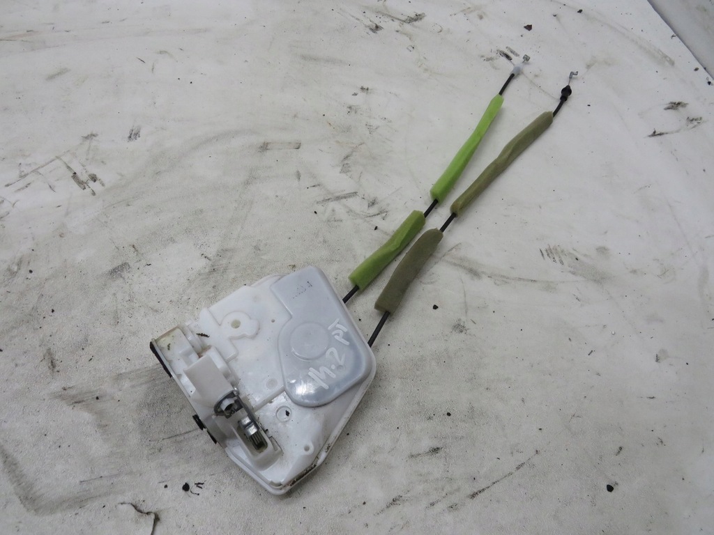 фото №1, Замок дверь правый задняя mazda 2 dj 5a20f0694