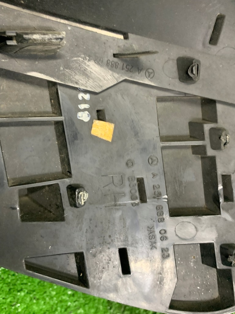 фото №10, Решітка радіатора решітка радіатора радіатора mercedes w251 r klasa a2518800483