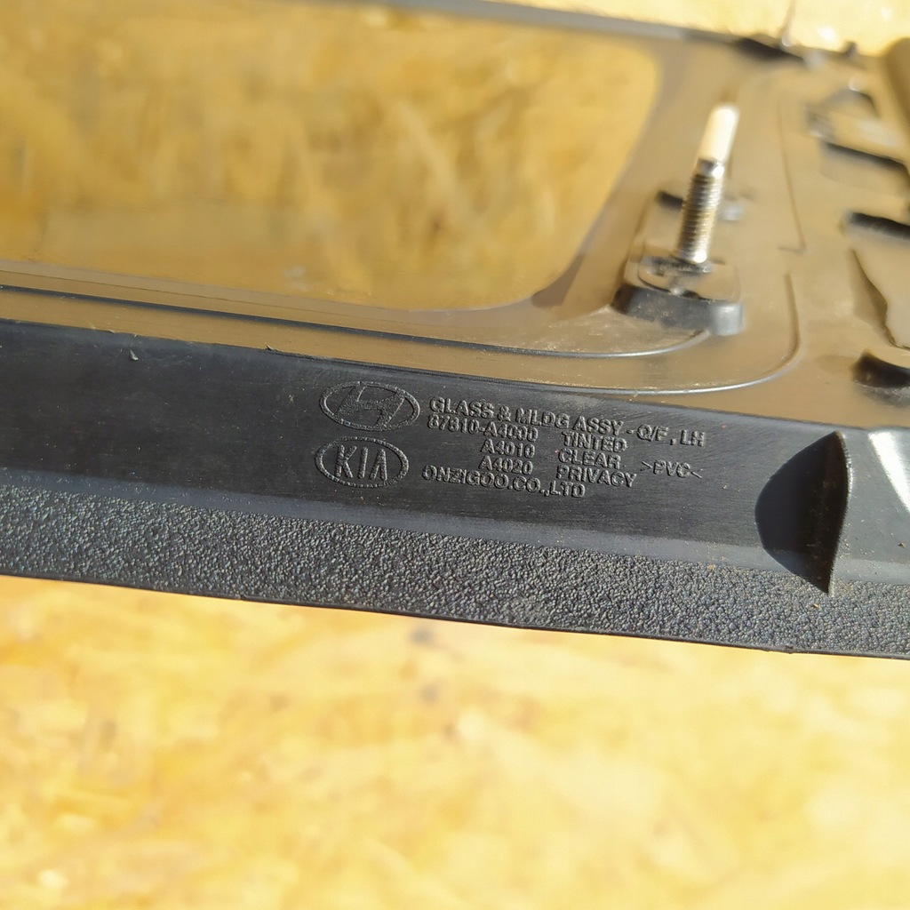 фото №6, Kia carens iv скло кузовна лівий задня задня 87810-a4000