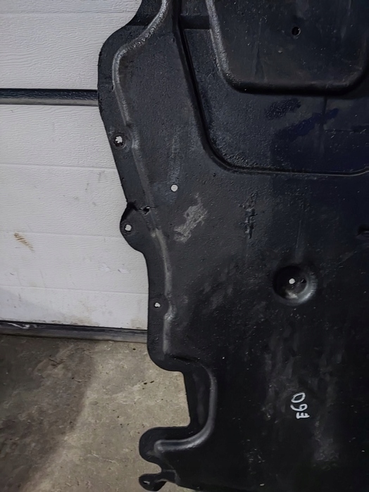 фото №5, Bmw e60 плита защита pod двигатель