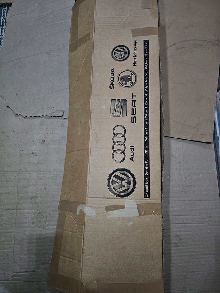 фото №6, Audi a8 d5 s8 накладка задня світло багажника europa nowa 4n0945095 оригінальний номер audi