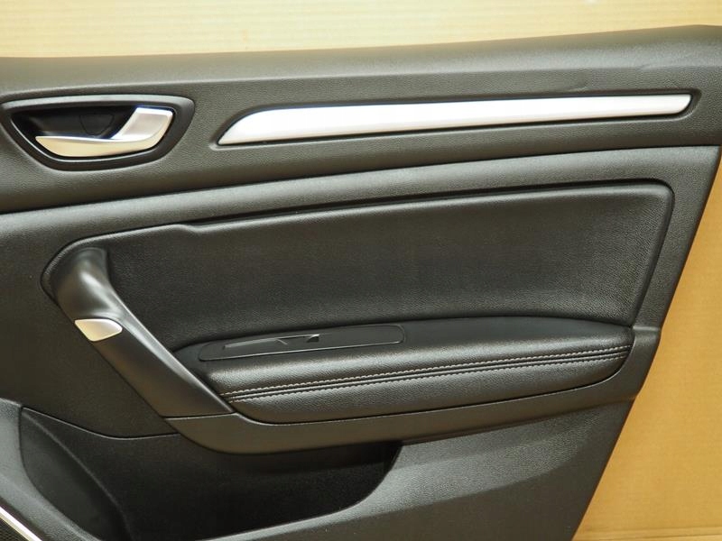 фото №2, Обивка дверь правый перед renault megane iv