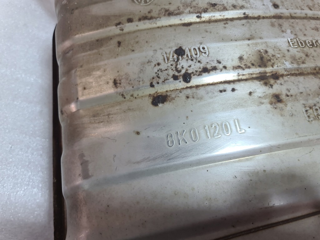 A5 8t рестайлинг  гаситель конечный выхлоп 8k0253611bh в Украине