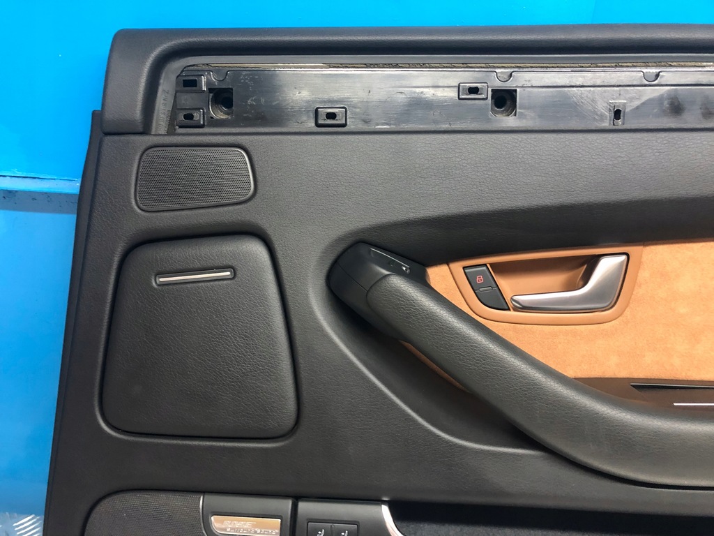 фото №7, Audi a8 d3 обшивка оббивка двері правий задня long