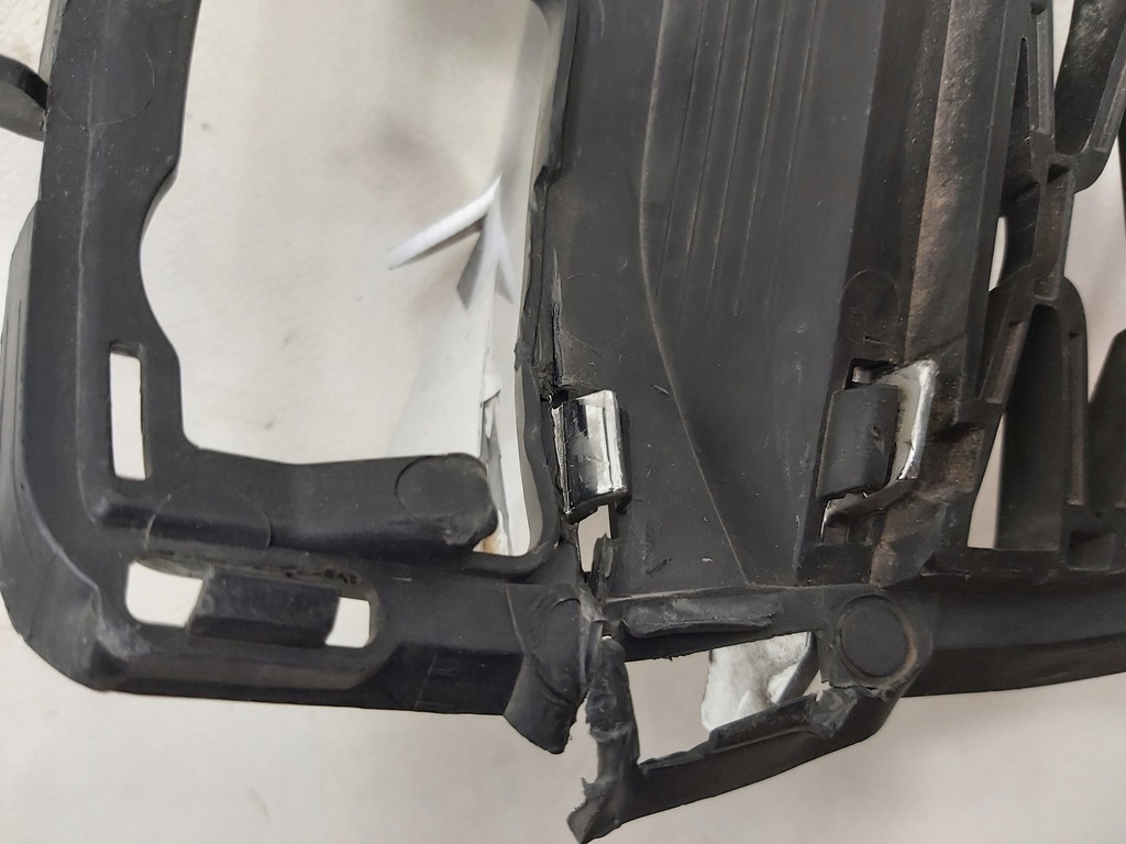 фото №6, Решітка решітка радіатора бампера права rolls royce cullinan