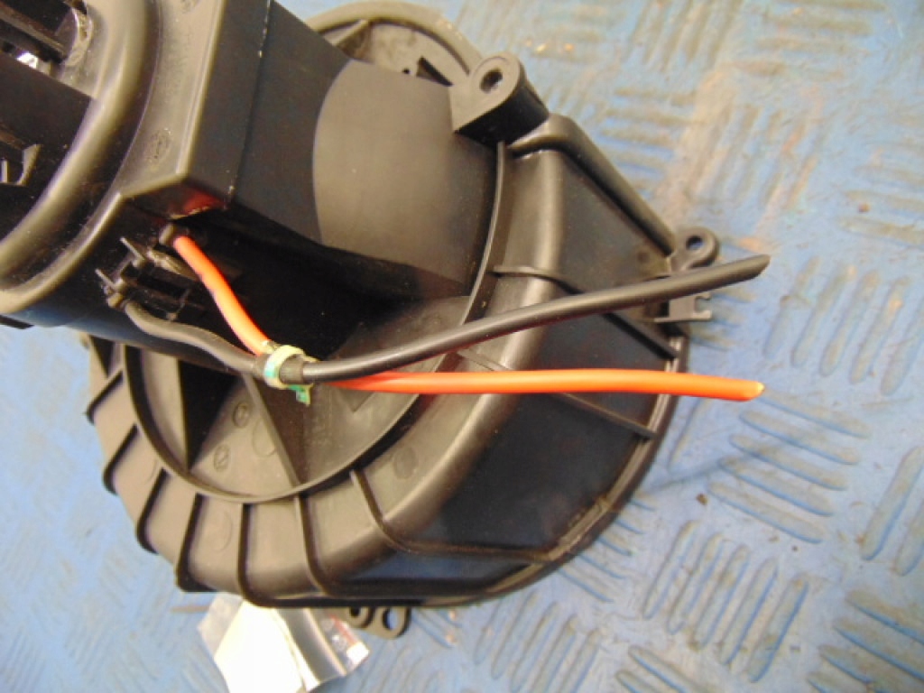 фото №5, Opel zafira b вентилятор воздуховоды 52421335