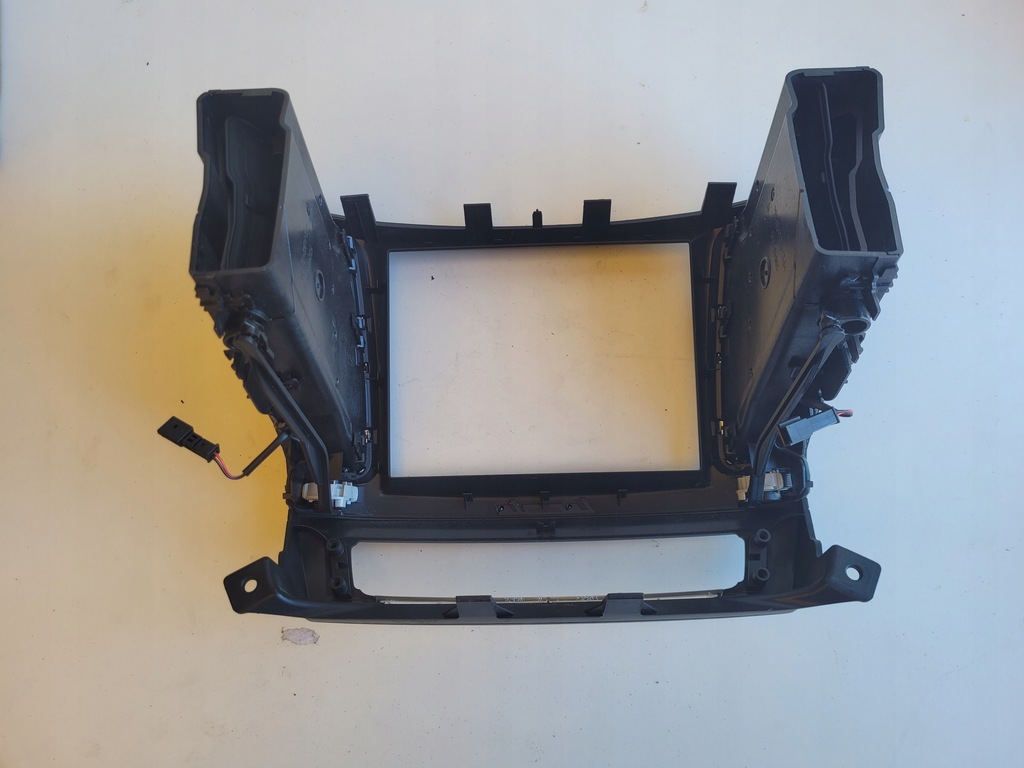 фото №6, Maserati levante sq4 панель обдув рамка радіо середня dekor 6700749220