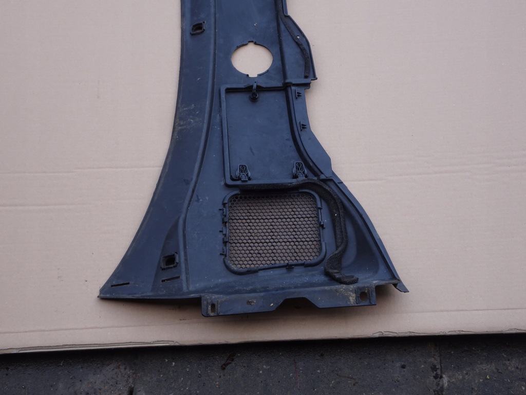 Volvo v60 s60 2 жабо кришка акумулятор Київ