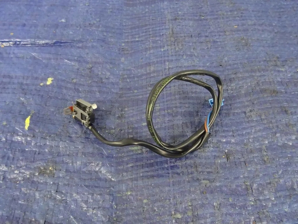 фото №1, Датчик zamknęcia крыша mercedes slk r171