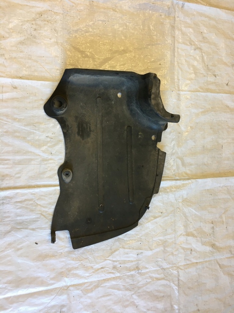 Audi a4 b6 накладка подвеска правый  задняя 8e0825219e Оригинал