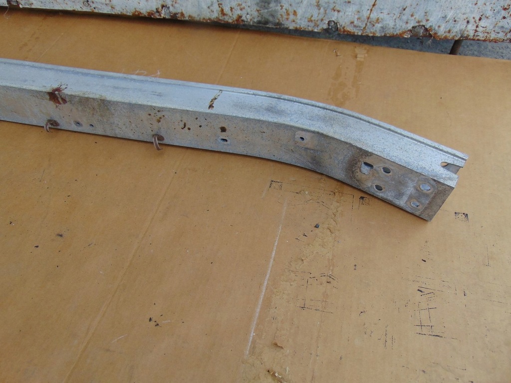 фото №10, Балка бампера перед toyota corolla verso