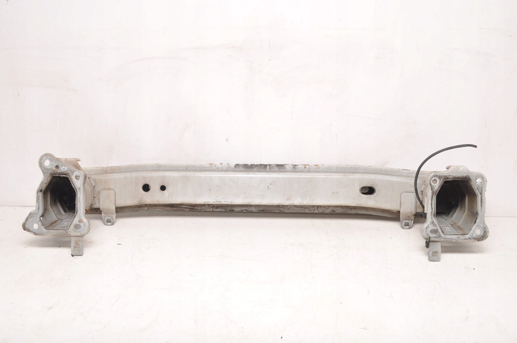 фото №5, Volvo c30 балка бампера перед