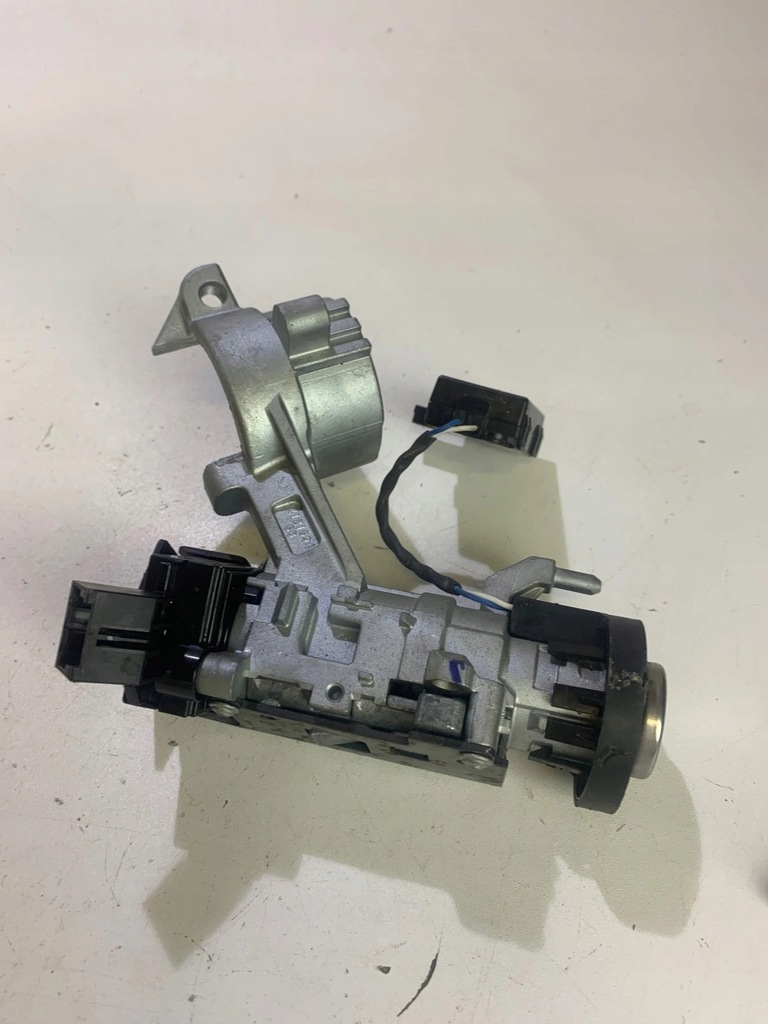 фото №8, Замок зажигания с ключ opel insigna a