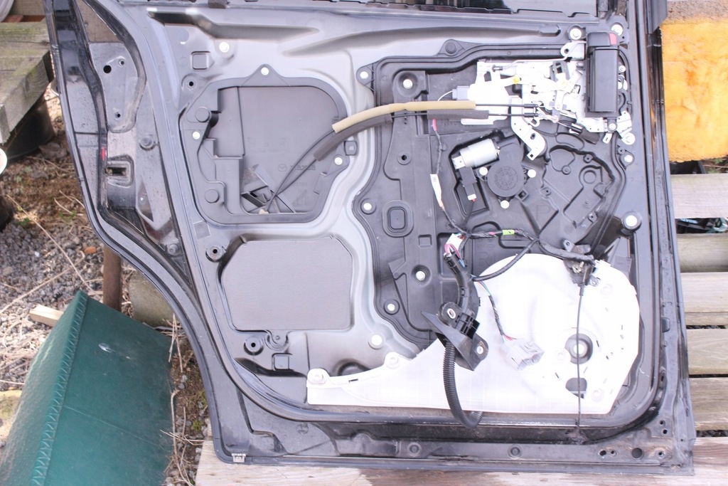 фото №7, Двері лівий задня повний mazda 5 cr