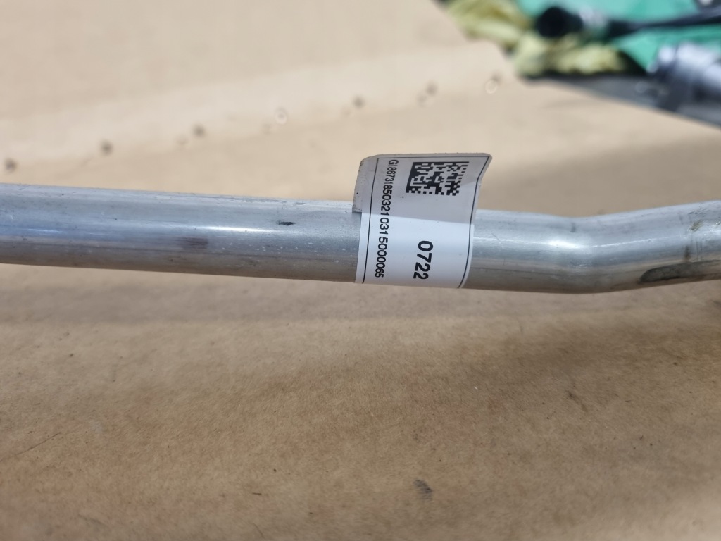 Bmw 8 m850ix g16 шланг радиатора масла 8673185 с Разборки