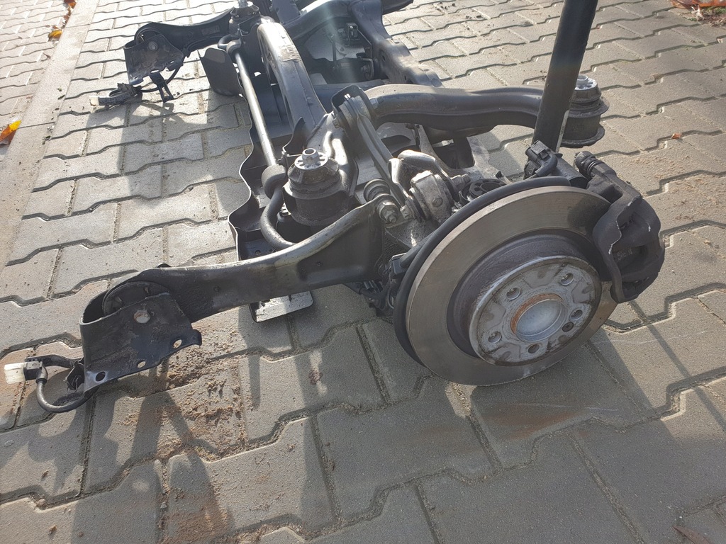 фото №6, Mercedes glb x247 підвіска задня поворотний кулак задня підрамник комплект