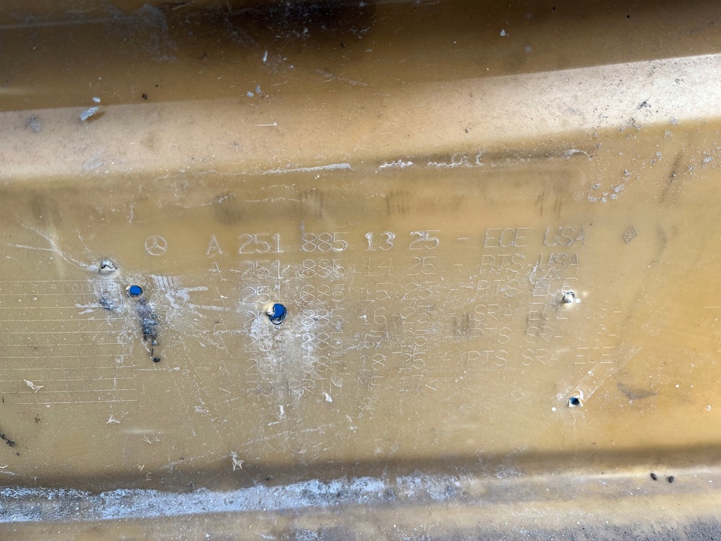 фото №14, Mercedes w251 amg бампер перед передній 197 usa