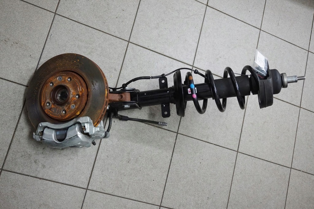 фото №1, Амортизационная стойка правый primastar trafic iiii iv vivaro 2.0dci пробег 4km