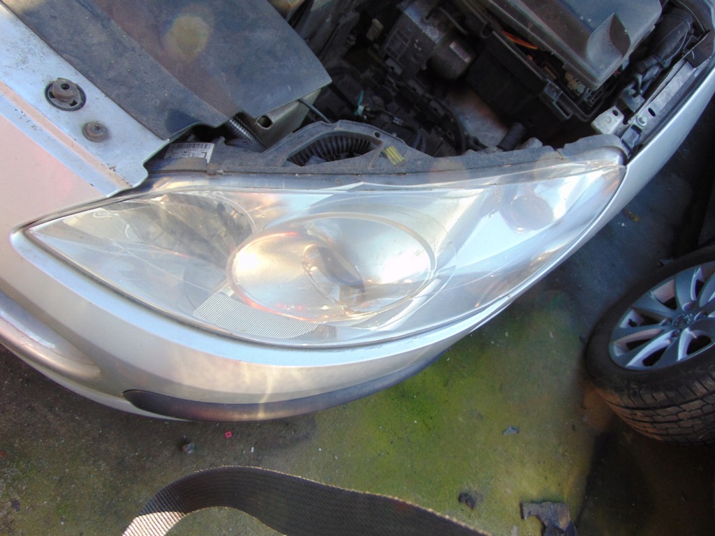 фото №1, Лампа ліва перед передня europa peugeot 407