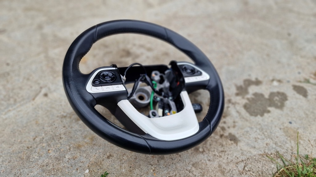 фото №1, Toyota prius phv plug-in 2016-2022' воздуховод