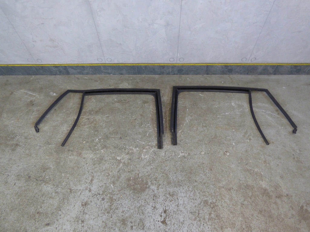 фото №1, Прокладка рамки дверь правая левая задняя st.bdb rapid