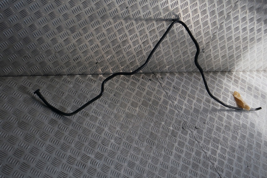 фото №1, Шланг вентиляційний bmw 7439921 p3