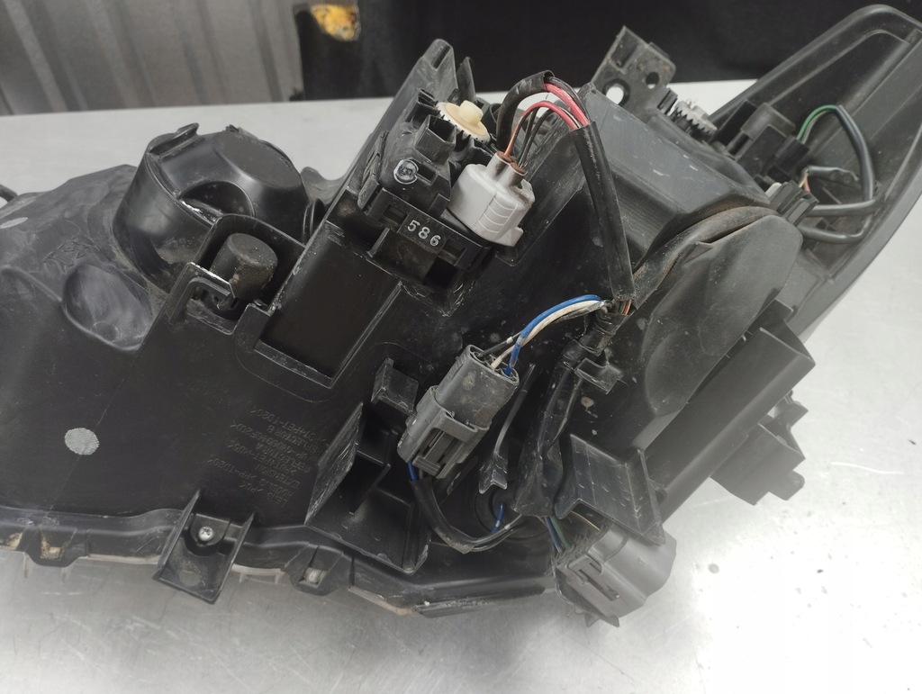 фото №13, Mazda 6 gj лампа правая передняя линза uk ghr4-51030