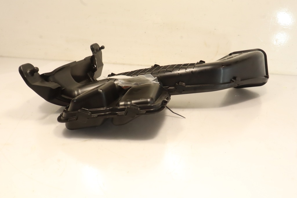 Купити Впуск повітрозабірник повітря lexus rx v 2.5 350h hybrid prestige