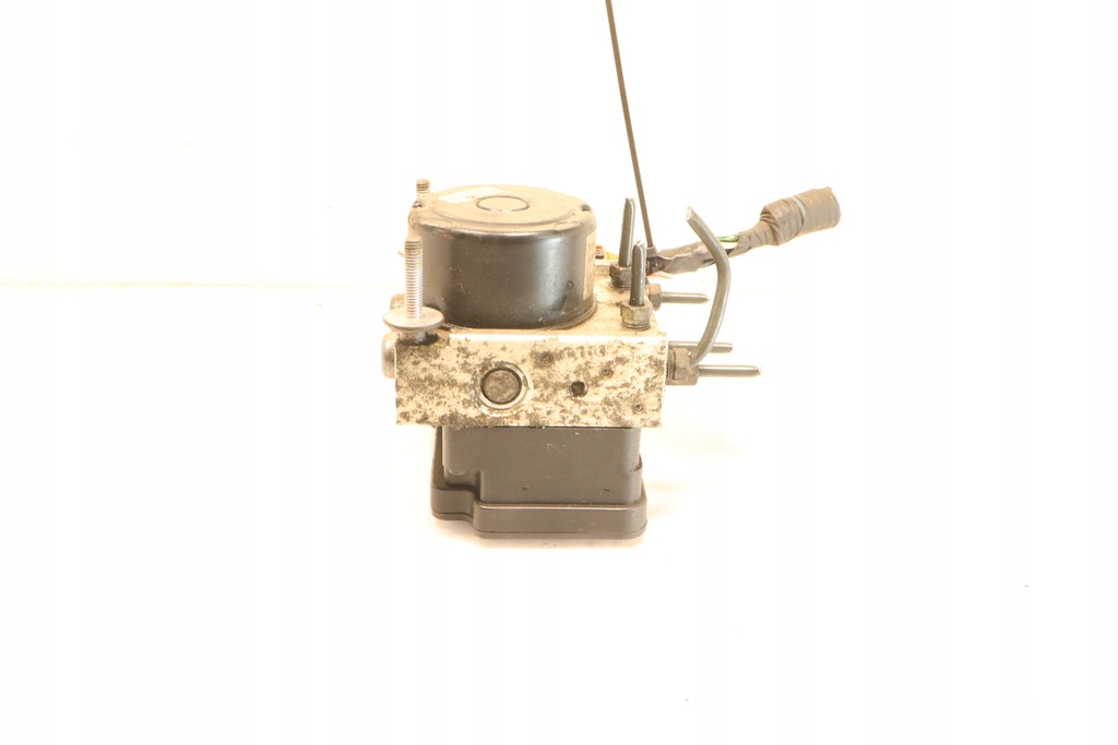 фото №1, Насос abs toyota yaris iii 1.3