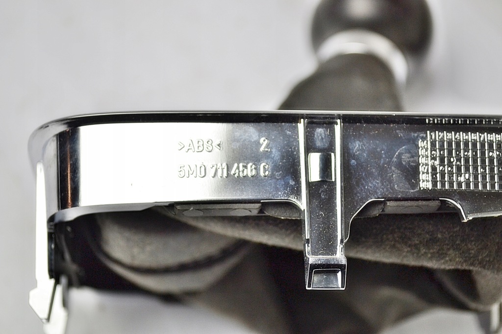 фото №10, Golf v чохол ручка 5tka перемикання передач 5m0711456c