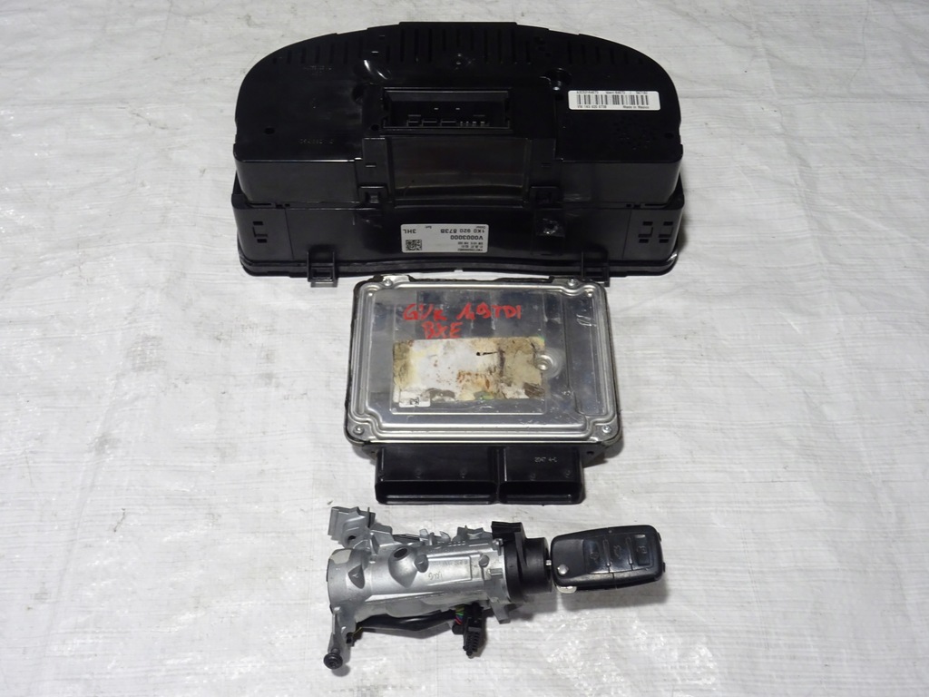 фото №9, Бортовой компьютер счетчик набор vw golf v 5 kombi jetta 1.9 tdi bxe 03g906021kh