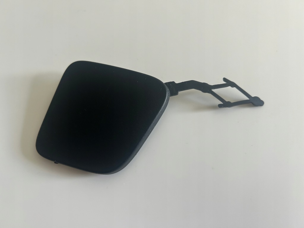 фото №1, Toyota proace ii 2016-2023 заглушка фаркоп перед оригінал czarna структура