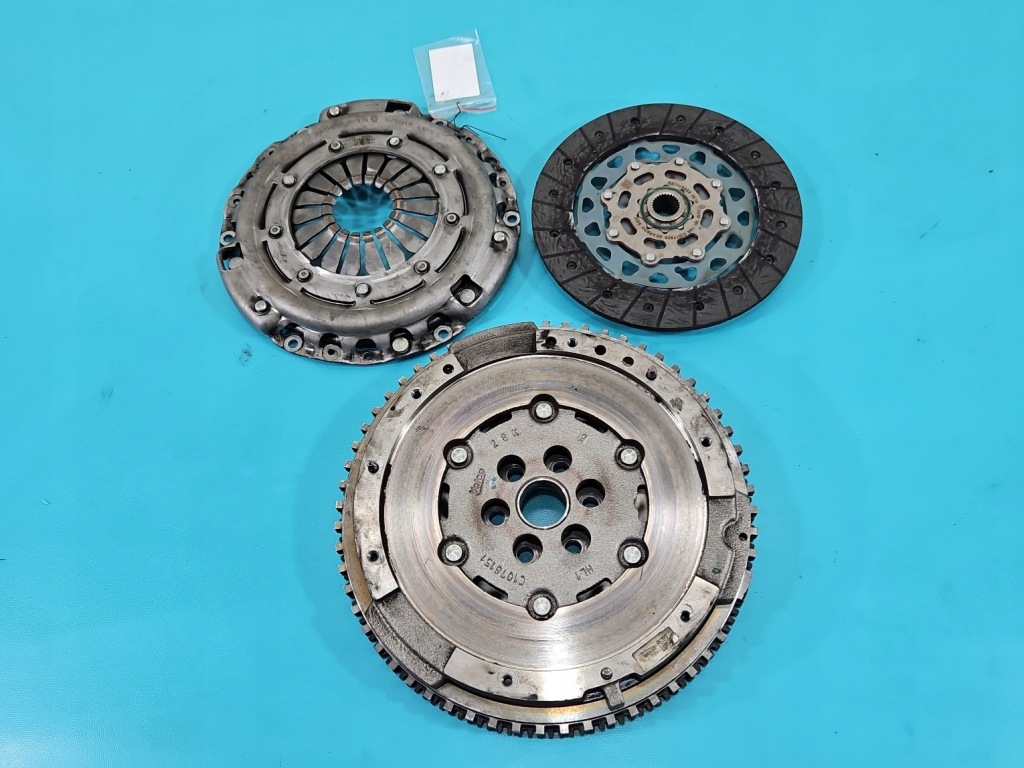 фото №1, Двомасовий маховик колесо двомасовий dacia sandero iii 20- 123100749r 1.0 sce