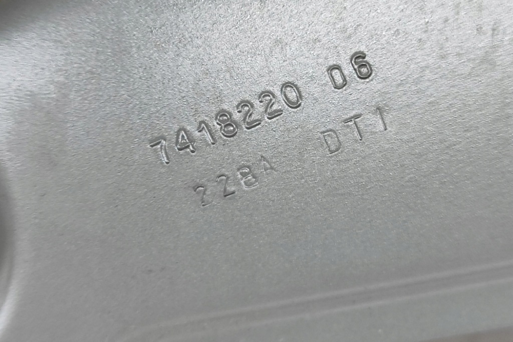 фото №7, Bmw x7 g07 передний правый кронштейн крыла 7418220 2022 25030158