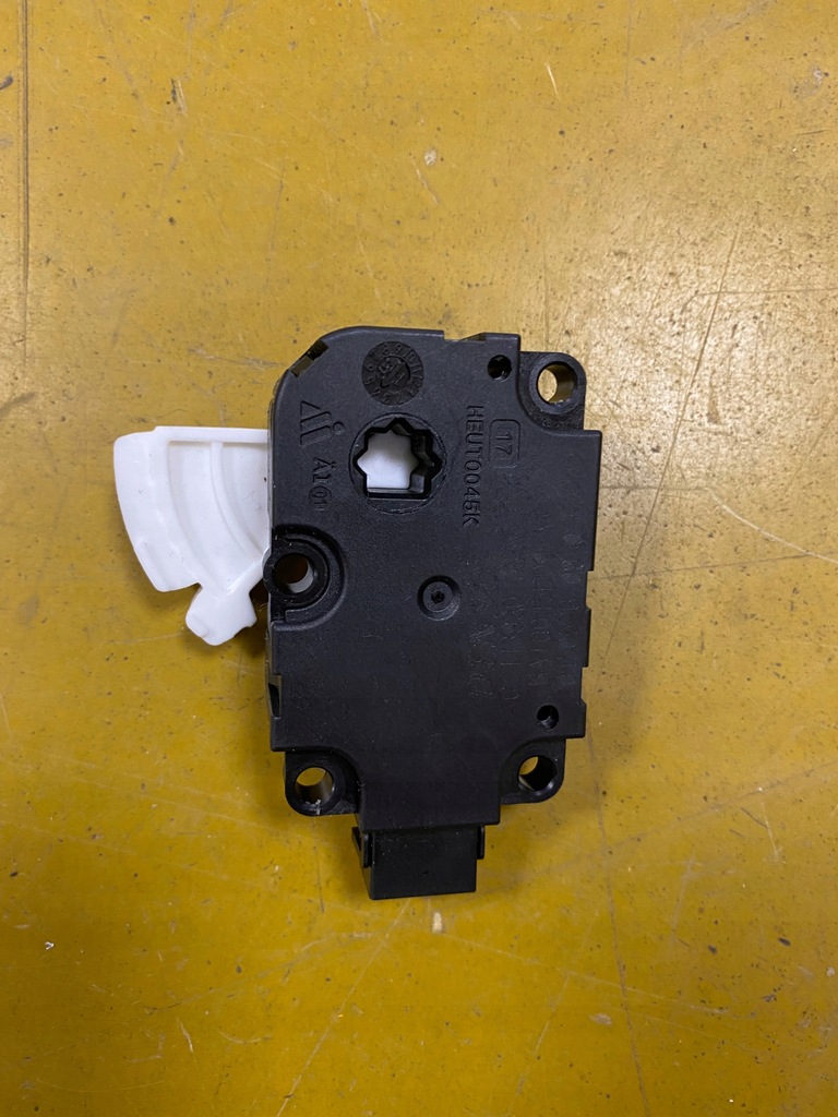 фото №6, Моторчик отопителя mercedes w246 infiniti q30