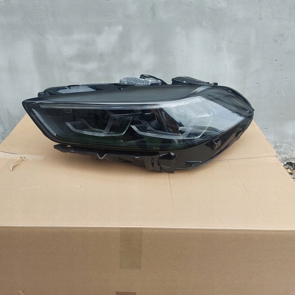 фото №1, Bmw 1 f40 full led лампа левая перед shadow eu