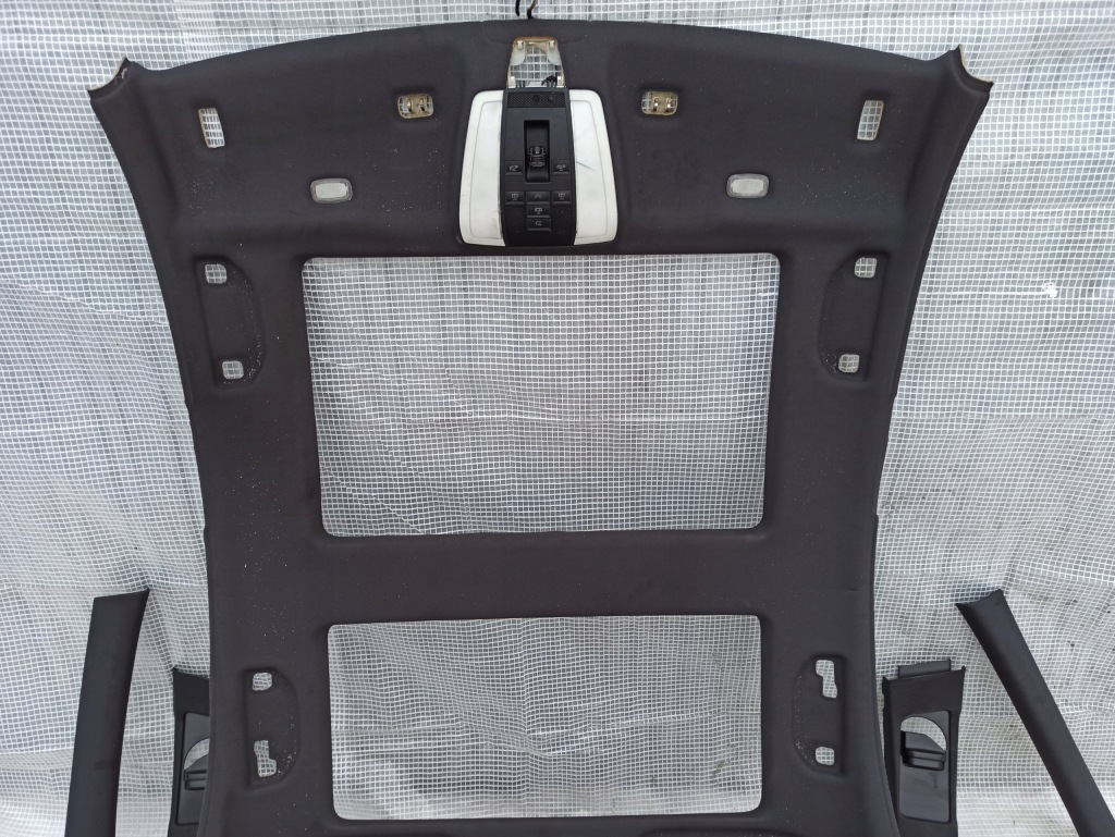 фото №7, Mercedes w204 c-klasa sedan amg потолок czarna панорама люк комплект