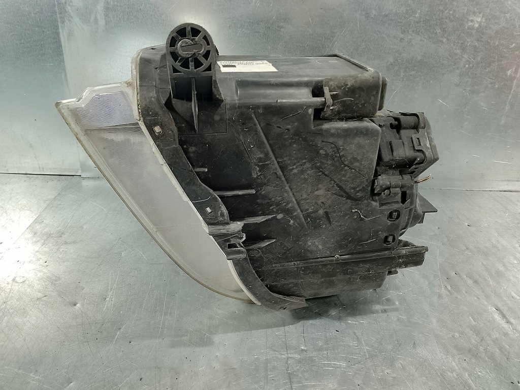 фото №2, Лампа правая перед renault vel satis 82000-14358-e